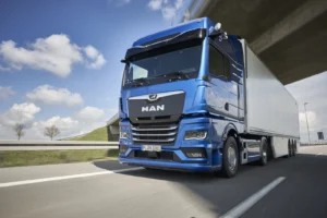 MAN Truck & Bus: Neueste Modelle erkennen Fußgänger und Radfahrer, sparen Kraftstoff und entlasten Fahrer