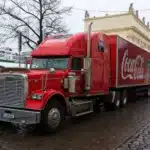 Auf Tour mit dem Coca-Cola Weihnachtstruck: Erlebe die Weihnachtsfreude in deiner Stadt